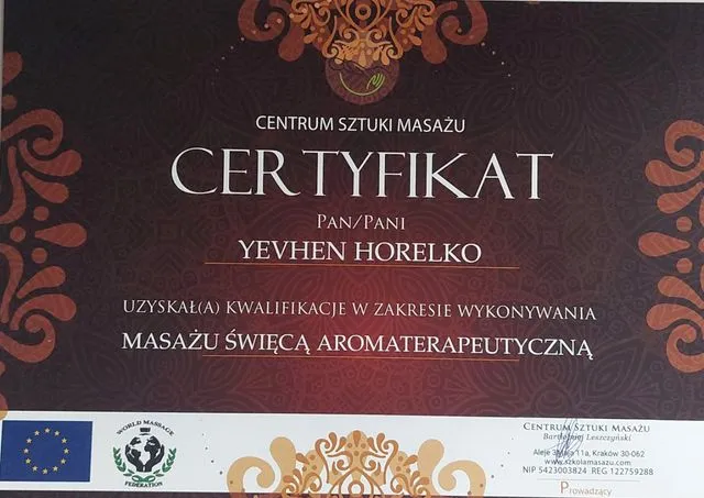 Certyfikat — masaż świecą aromaterapeutyczną · Centrum Sztuki Masażu